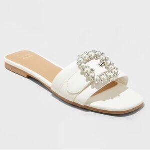 A New Day Kelsey Rhinestone Buckle Slide Sandals - White  Cream Size 10 NEW
